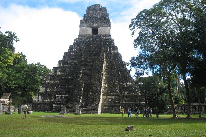 2-Day Trip to Tikal and Yaxha Ruins