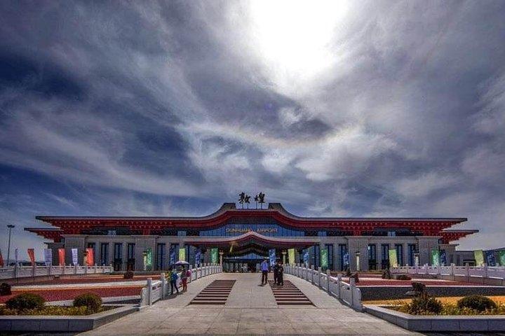 Private Airport Transfer: Dunhuang Hotel to Dunhuang Airport (DNH) or Dunhuang Railway Station