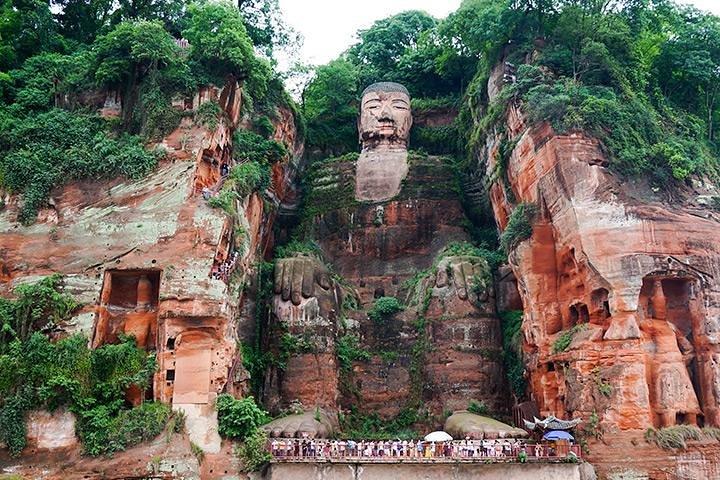 Private Day Trip: Leshan Giant Buddha with Lunch from Chengdu