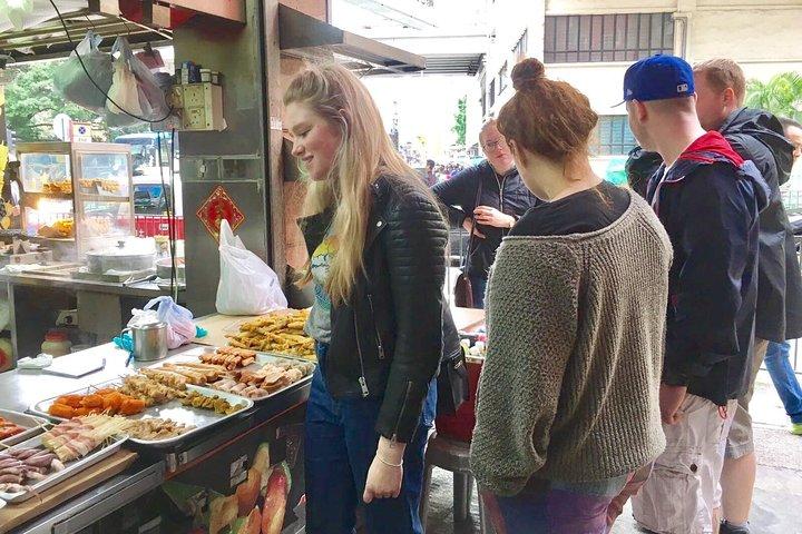 Private Walking Foodie Tour: The Best Bites of Mongkok