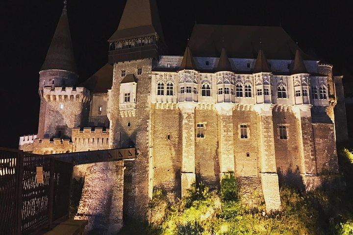 Visit Corvin Castle from Oradea in a 1 day tour.