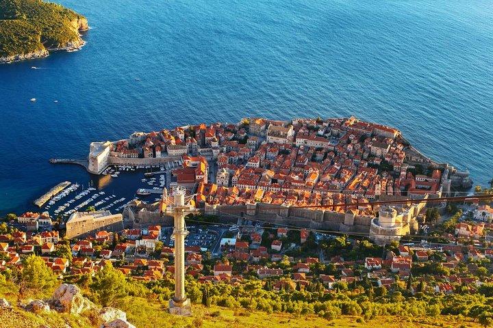 Dubrovnik Cable Car Ride, Old Town Walking Tour plus City Walls