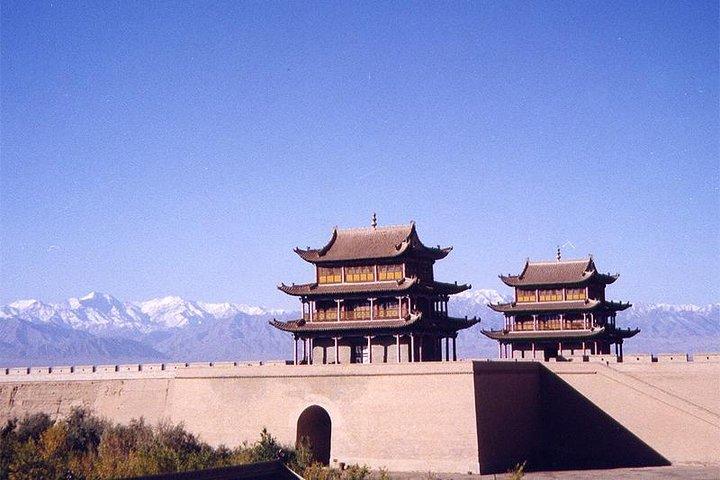 Private Jiayuguan Day Tour to Jiayuguan Fort, Overhanging Great Wall and More