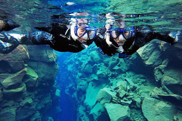 Silfra Drysuit Snorkeling with Free Photos - Meet on Location