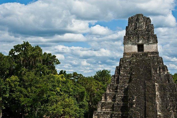 Tikal Day Trip Including Round Trip Flights from Antigua with Lunch