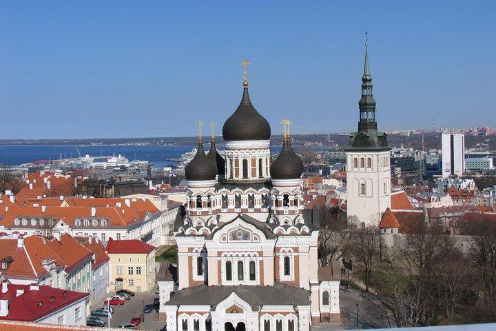 2-Hour Guided Walking Tour of Tallinn