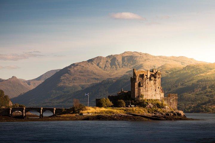 Skye and Eilean Donan Castle Small-Group Day Tour from Inverness