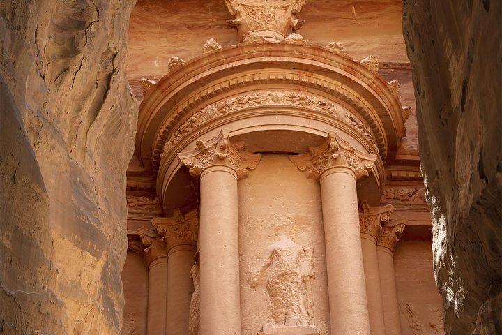 Private Tour: Petra and Little Petra Day Trip from Aqaba