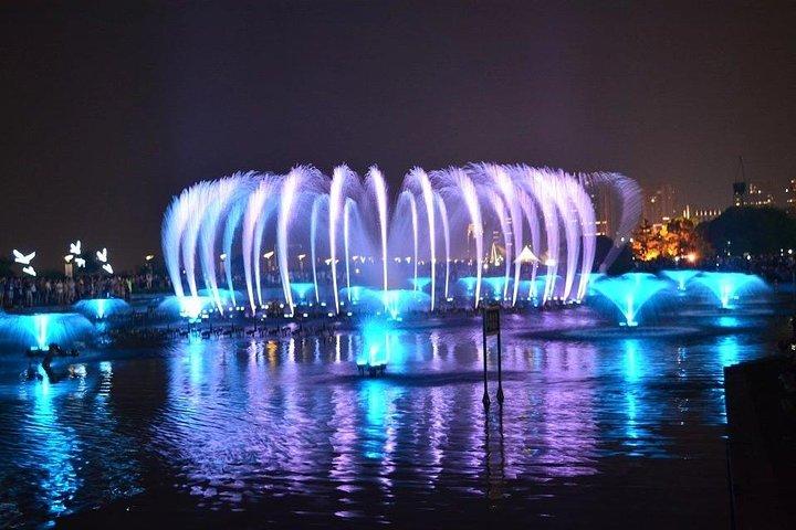 Nanchang Autumn Water Square Music Fountain Night Show with Local Food Dinner