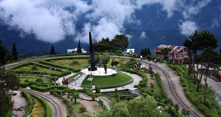 Darjeeling Full-Day Sightseeing Tour with Guide & Transports
