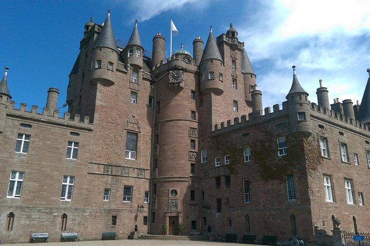 Glamis Castle and Bonnie Dundee Tour from St Andrews