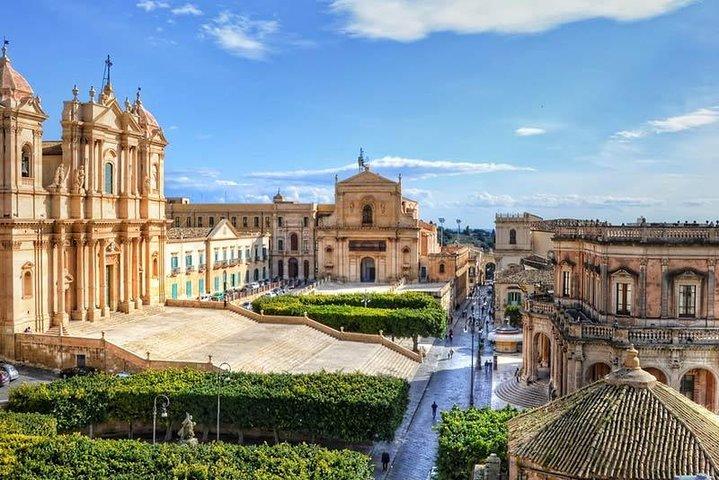 Noto Private Tour from Syracuse with sicilian "Arancino"