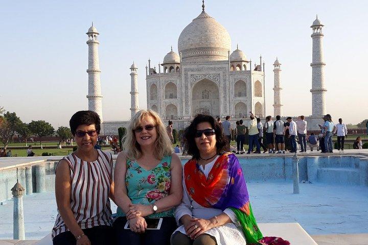 02 Day Taj Mahal Sunrise Tour By Flight From Bangalore