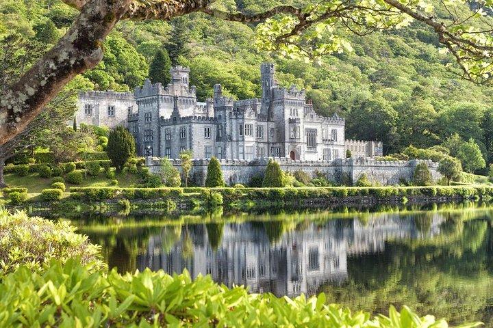Connemara Day Trip from Galway: Cong and the Kylemore Abbey 