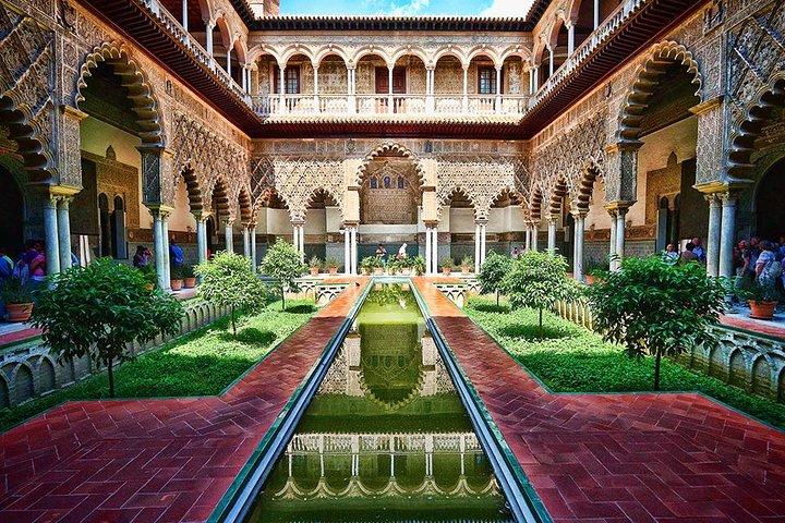 Alcazar of Seville Guided Tour with Skip the Line Ticket