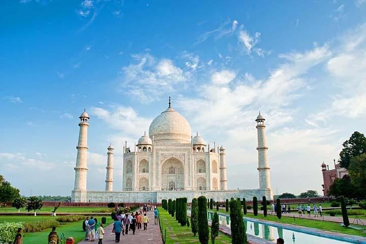 2 Days Overnight Taj Mahal & Agra Tour from Delhi