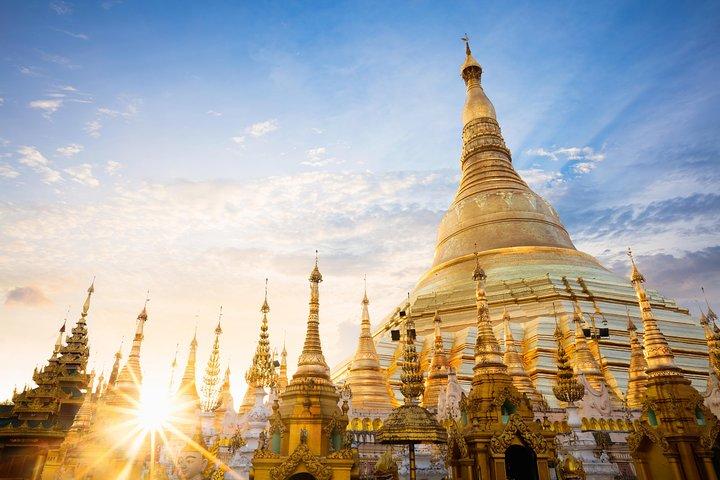 Half-Day Spiritual Shwedagon Pagoda Join in Tour in Yangon