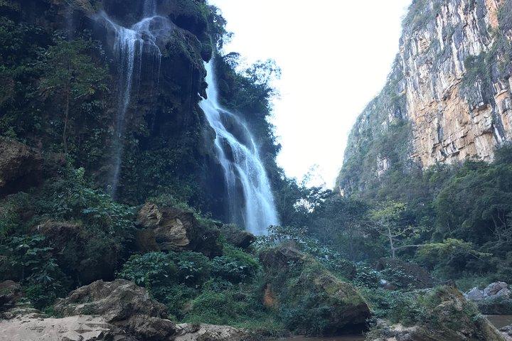 Aguacero Waterfall and La Venta River Canyon - Ocote Biosphere Reserve