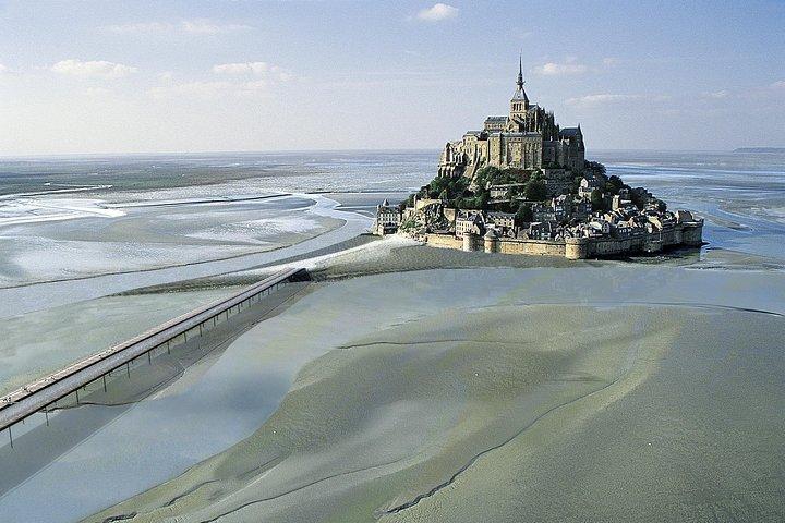 Mont Saint Michel Shuttle Service from Bayeux