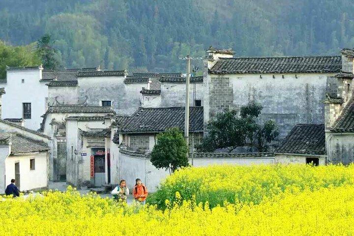 3-Day Private Huangshan Tour: Hongcun Village & Overnight on Mt Huangshan