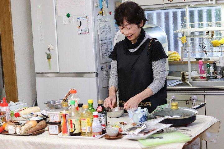 Heart-Warming Japanese In Home Cooking Lesson with a Local Mother in Osaka