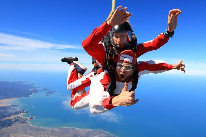 18,000ft Tandem Skydive over Abel Tasman