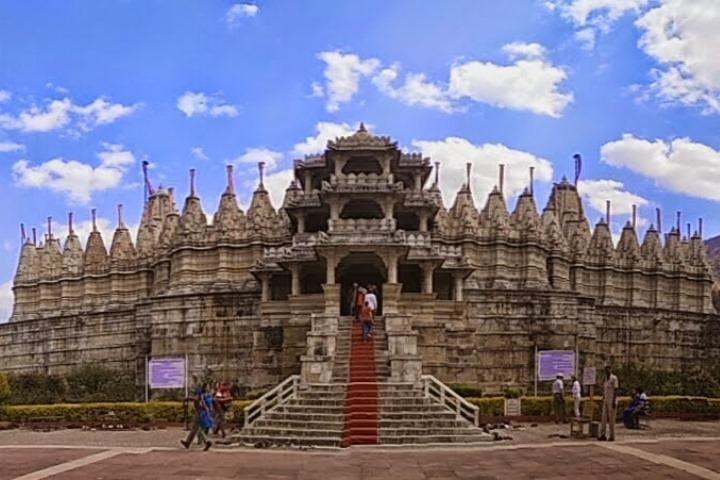 Private Transfer From Jodhpur To Udaipur Via Ranakpur Jain Temple