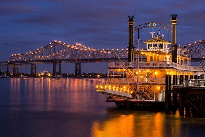 Paddlewheeler Creole Queen Jazz Dinner Cruise in New Orleans