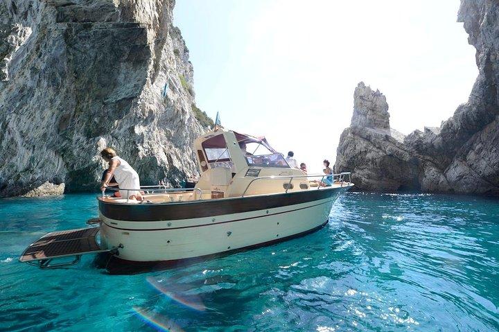Small Group Capri Island Boat Ride with Swimming and Limoncello