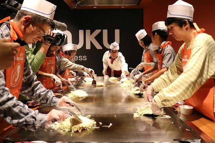 Hiroshima No1 food!! 'Okonomiyaki'-cooking class