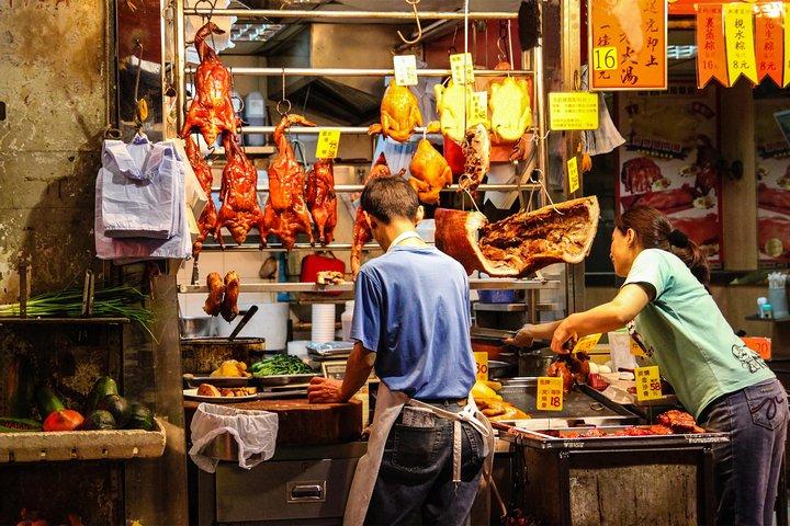 Hong Kong Food Tour with a Local: A Feast for Foodies 100% Personalized