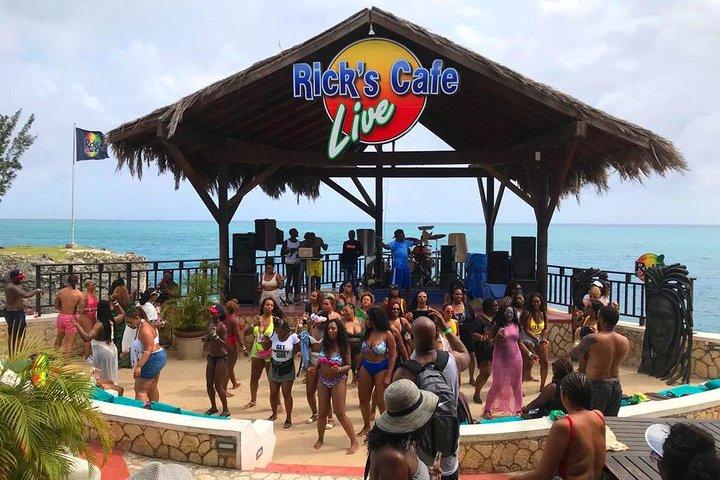 Negril Beach and Ricks Cafe Private Tour
