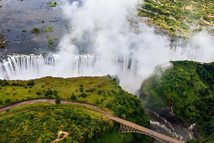 Victoria falls Day Trip in Zimbabwe from Livingstone (Zambia)