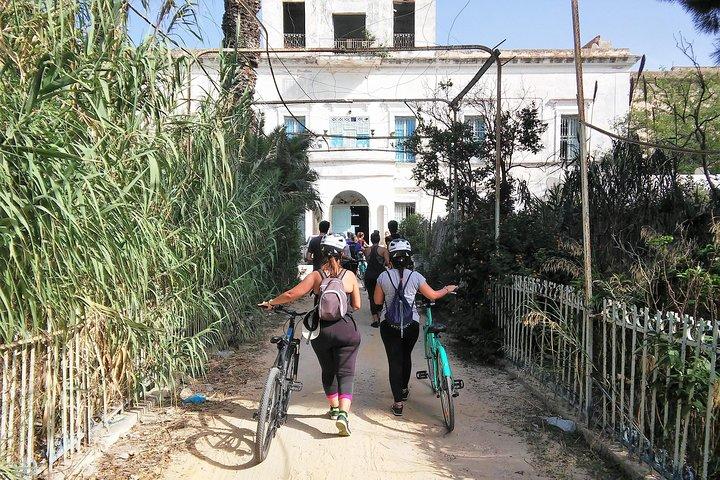 Self guided bike tour of Carthage archeological site
