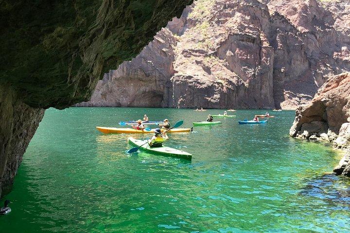 Half-Day Emerald Cove Kayak Tour with Optional Hotel Pickup 