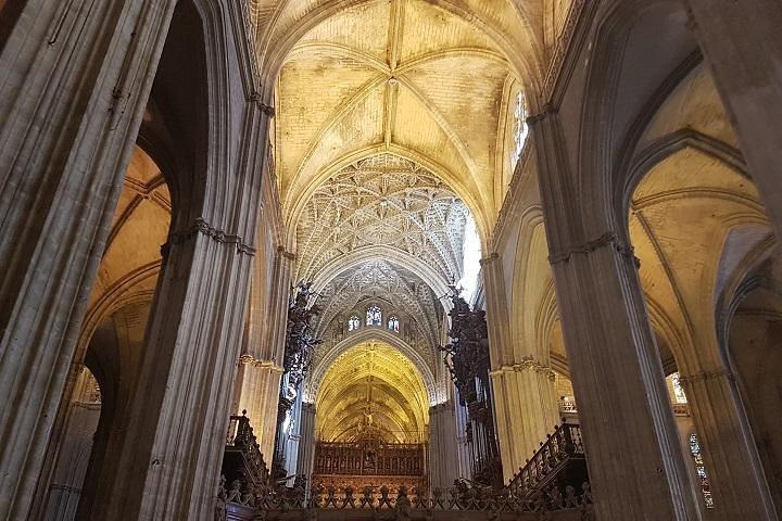Seville Cathedral Tour including tickets and skip the line entry
