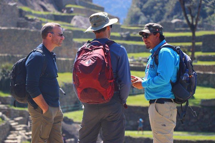 Machu Picchu Group Guiding Service