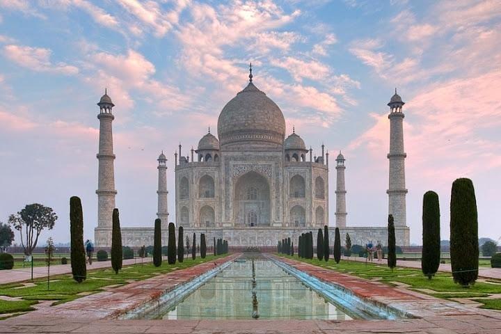 Day Trip to The Taj Mahal and Agra from Pune with Both Side Commercial Flights