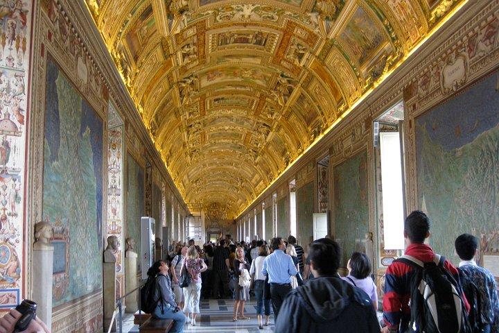 Private Vatican Museums, Sistine Chapel and Basilica with Pick-up