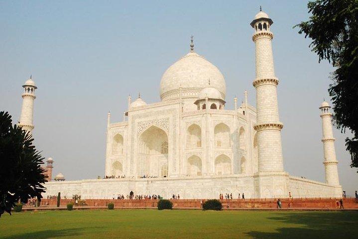 Taj Mahal Tour With Lunch From Delhi