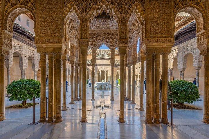 Granada Day Trip: Alhambra & Nazaries Palaces from Seville
