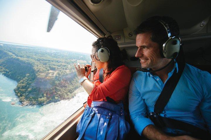 Niagara Falls CANADA Helicopter Tour