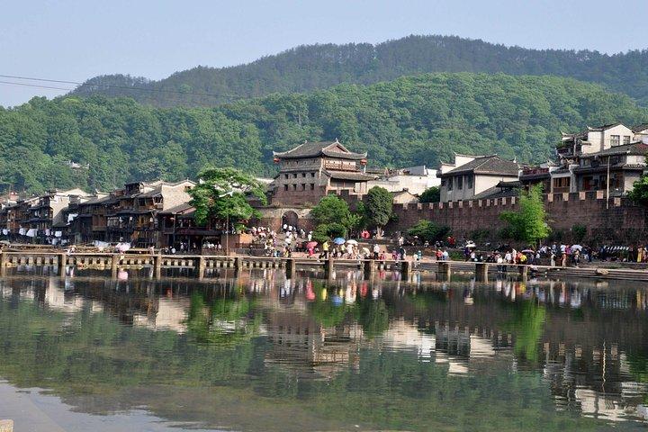 Private Overnight Tour to Fenghuang Old Town from Changsha
