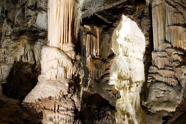 Postojna Cave & Photostop Predjama castle - Group Tour from Koper
