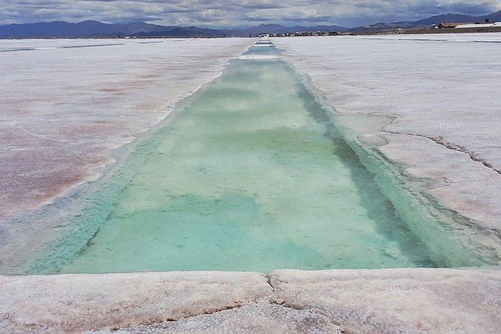 Full-Day Tour Salinas Grandes and Purmamarca from Salta