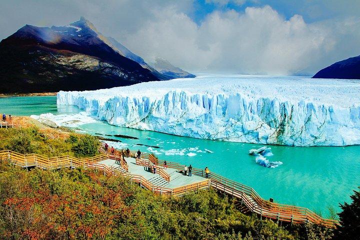 Perito Moreno Glacier Full Day Tour with Navigation 