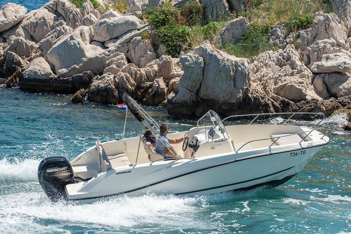 Private boat tour-custom itenery