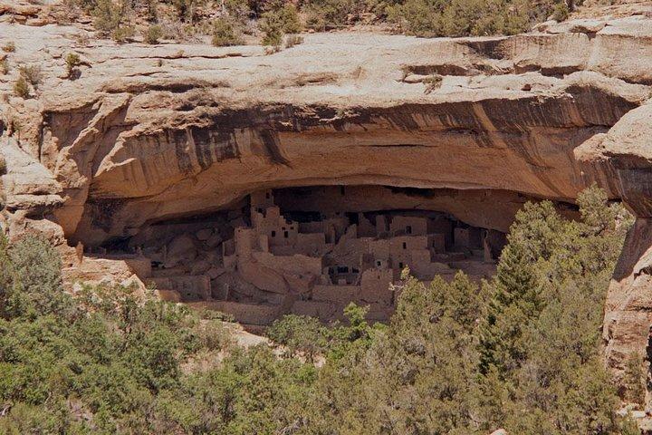 Immersive Mesa Verde National Park Tour with Guide