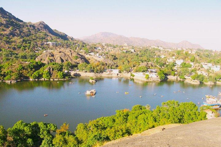 Private Transfers Mount abu To Udaipur Drop