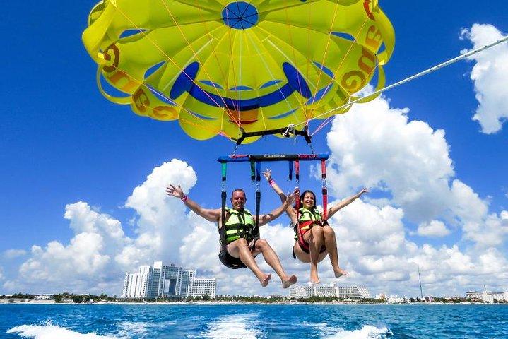 Parasailing in Miami with Upgrade Options
